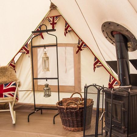 Camp Katur Glamping Hotel Carthorpe Exterior foto