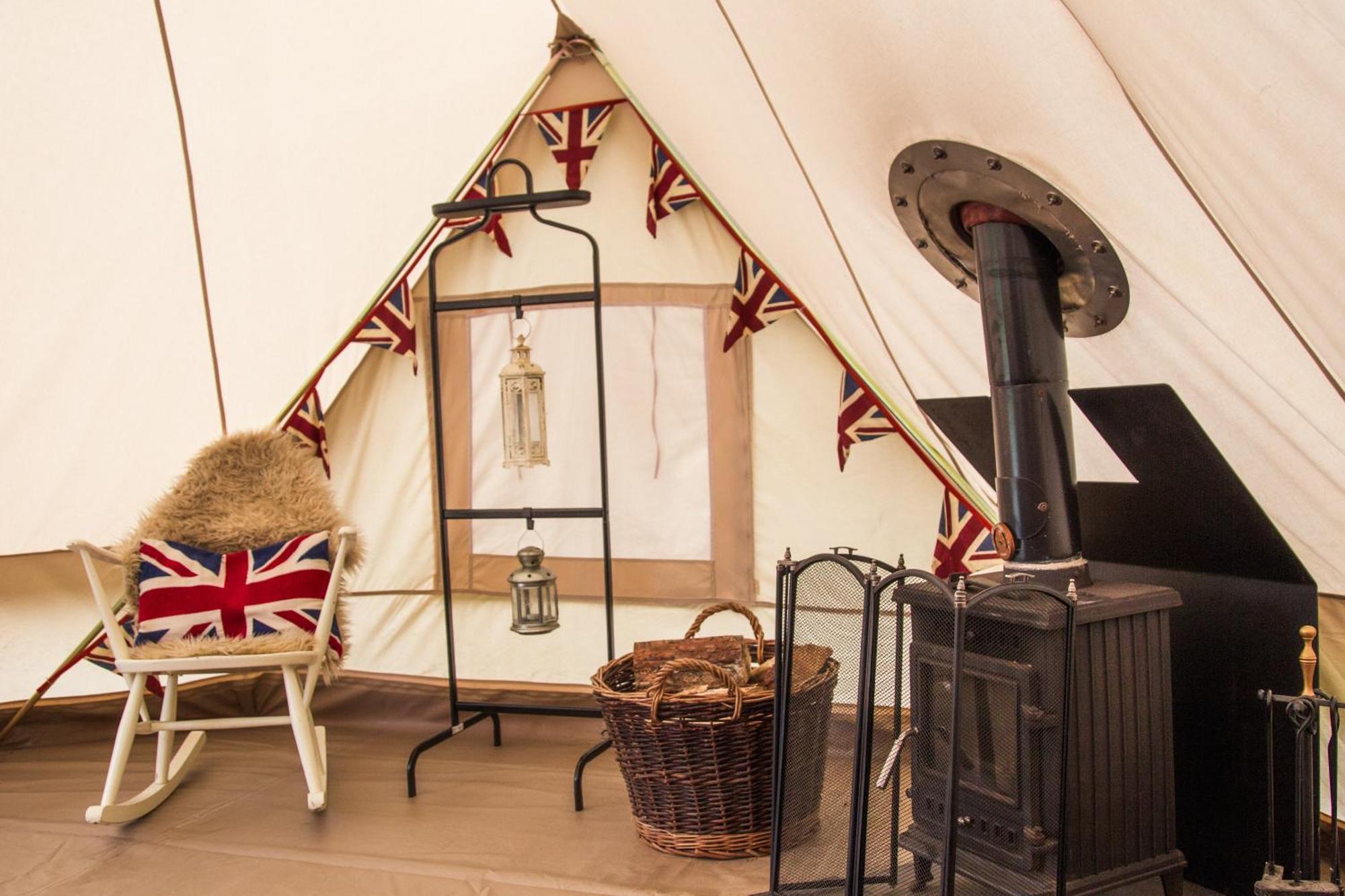 Camp Katur Glamping Hotel Carthorpe Exterior foto